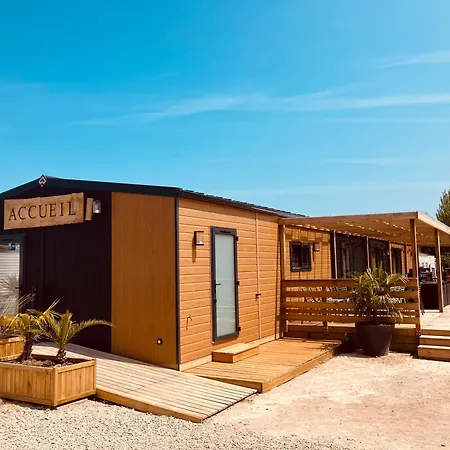 Campsite Le Rivage 4*