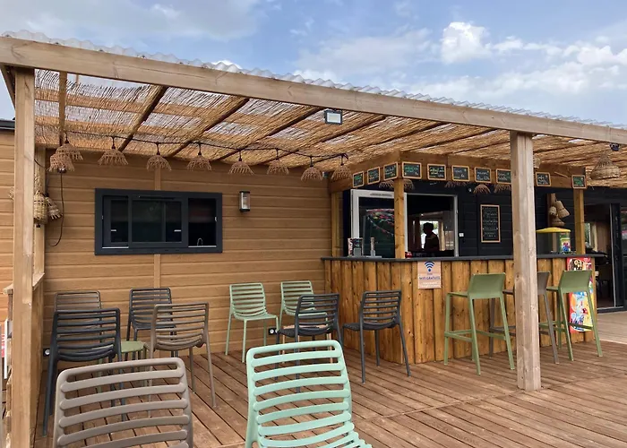 Campsite Le Rivage 4*