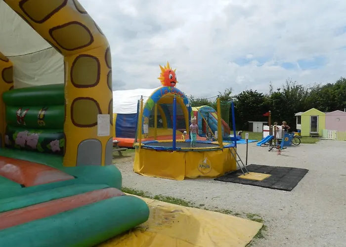 Le Rivage Campsite 4*